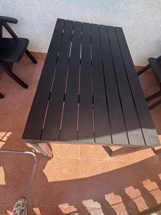 Mesa de terraza de PVC negra