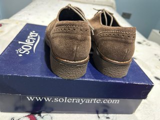Zapatos de vestir Solera marrones