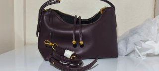 Bolso Zara Morado y Dorado