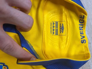 Camiseta Suecia Larsson Umbro Talla L