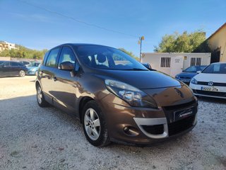 RENAULT Scenic Bose Edition dCi 130