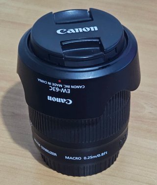 Objetivo Canon EF-S 18-55mm IS