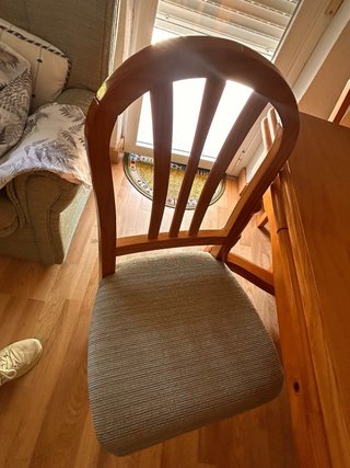 Mesa comedor y 6 sillas - Recogida Ávila