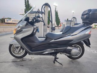 Suzuki Burgman 400 ABS 2011 Plata