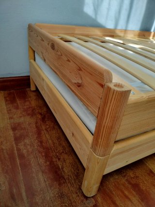 Cama apilable Utaker Ikea + 2 colchones Malfor