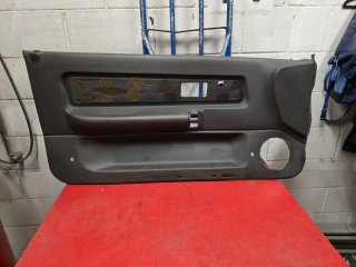Clio 16v paneles puerta