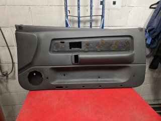 Clio 16v paneles puerta