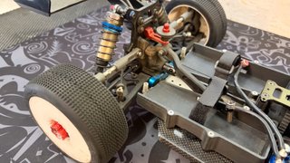 Associated RC8B4e con electrónica