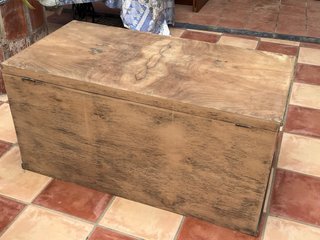 Baúl antiguo de madera RESTAURADO