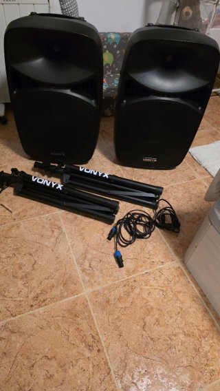 Vonyx VPS 152A 1000W Altavoces 15 con Luces LED