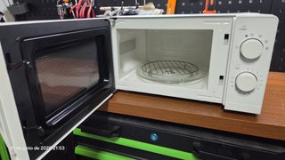 Microondas Taurus MW750M 700W