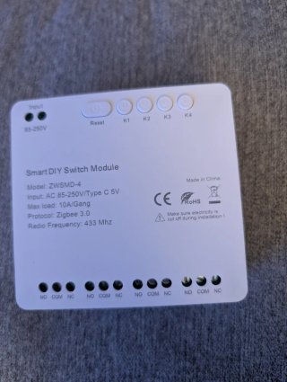 Módulo Relé Zigbee 4 Vías Avatto ZWSMD-4