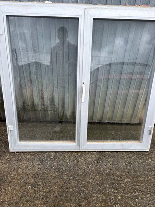Ventanas de aluminio gris