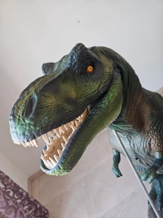 Estatua T-Rex realista