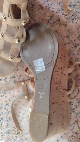 Zapatos Guess