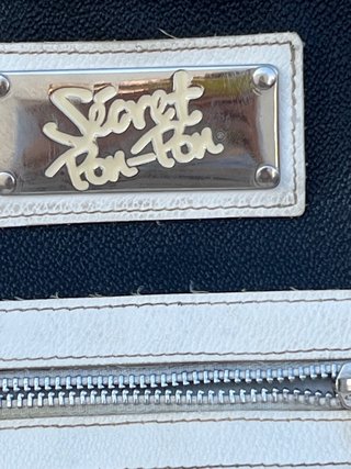 Borsa Secret Pon Pon Nera e Bianca