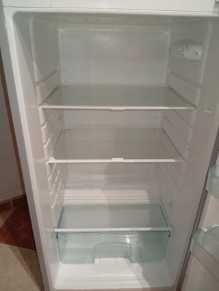 Nevera Valberg como nueva