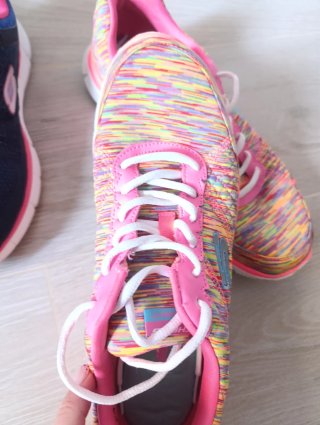 Zapatillas Skechers Azul y Rosa