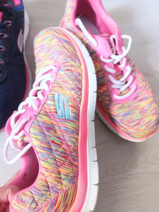 Zapatillas Skechers Azul y Rosa