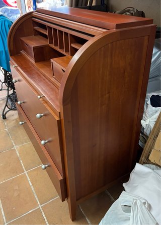 Escritorio antiguo madera maciza de  cerezo