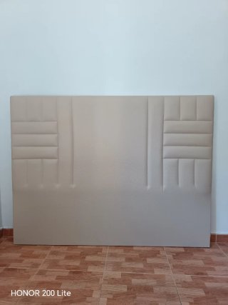 Cabezal cama 1.60m color crema