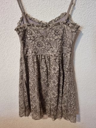 Vestido corto encaje PLACE DU JOUR - talla M