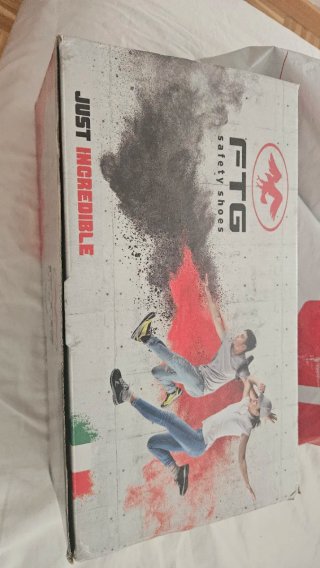Zapatos de seguridad nuevos