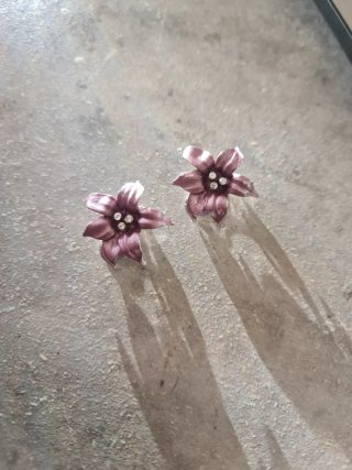 Exclusivos Pendientes Vintage: Elegancia Floral