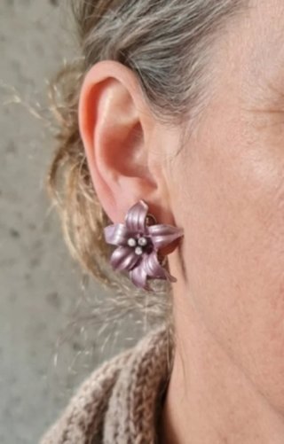 Exclusivos Pendientes Vintage: Elegancia Floral