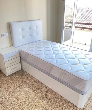 Colchón ,canapé, cabecero,  Somier , Base tapizada