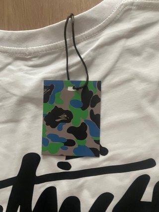 Camiseta Stüssy x BAPE Blanca Talla M