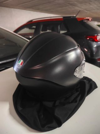 carco agv k6  de carbono mate talla m/s