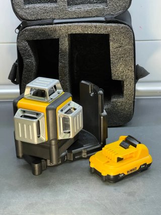 Nivel Láser DeWalt 360° Autonivelante 12v