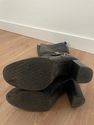 Botas de cuero negras altas
