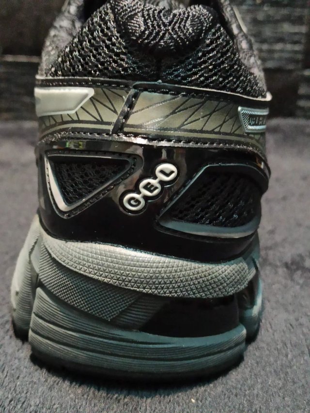 ASICS Gel Kayano 20 Edición 20 Aniversario
