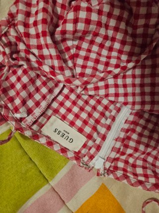 Vestido Guess cuadros rojo y blanco