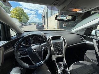 Opel Astra 2014