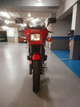 Kawasaki GPZ400 F-II