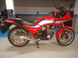 Kawasaki GPZ400 F-II