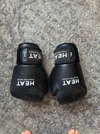 Guantes de boxeo marca HEAT