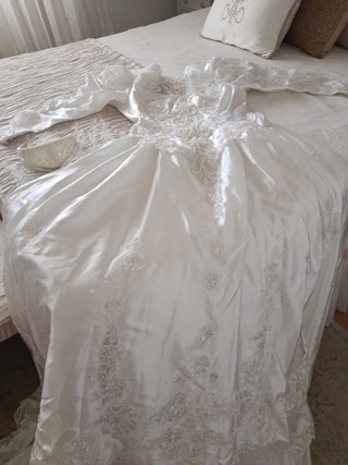 Vestido de Novia y Tiara