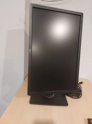 Pantalla Dell P2213t Negra con cables