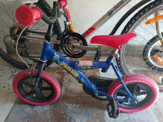 Bicicleta Infantil Spiderman Azul y Rosa