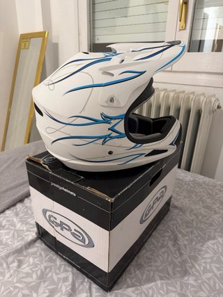 Casco Motocross Blanco y Azul GPA