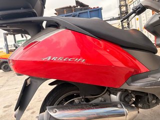 Aprilia Arrecife 200 Maxi Scooter 2004 Roja