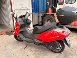 Aprilia Arrecife 200 Maxi Scooter 2004 Roja