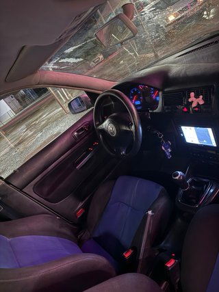 Volkswagen Golf 2000