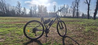 Bicicletta Trekking Riverside 500