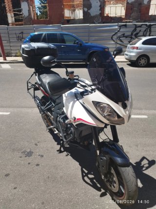 Triumph Tiger 1050 Sport Negra/Blanca