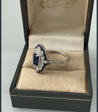 Anillo estilo antiguo baño oro